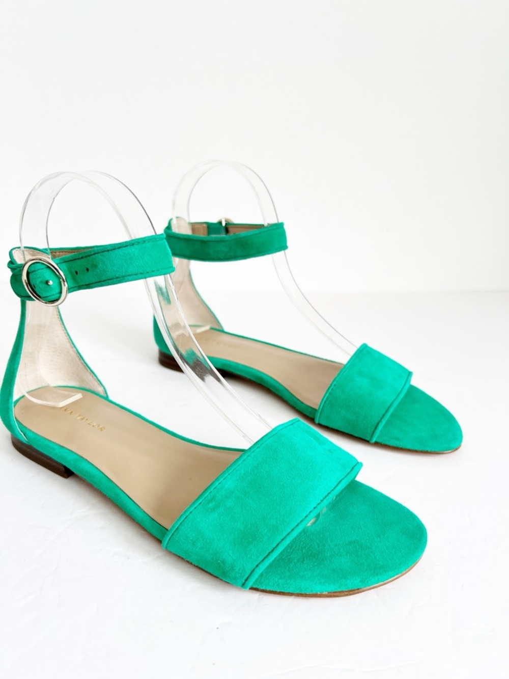 SZ 5.5 Ann Taylor Mint Green Suede Ankle-Strap Flat Sandals